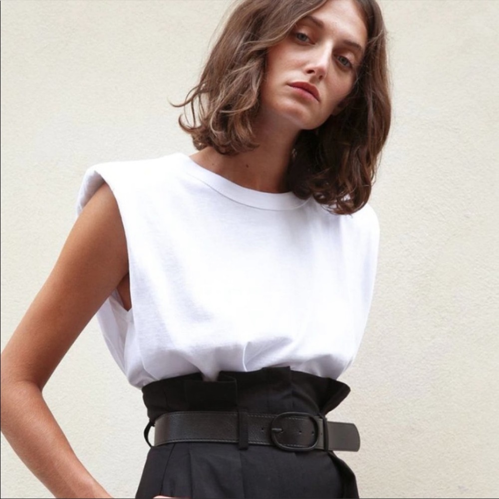 The Frankie Shop Eva Padded shoulder muscle t-shirt